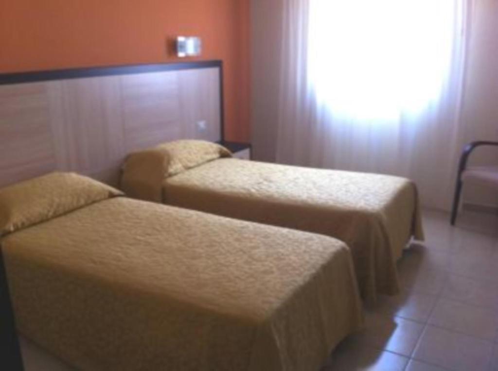Hotel Giardino Modugno Bagian luar foto